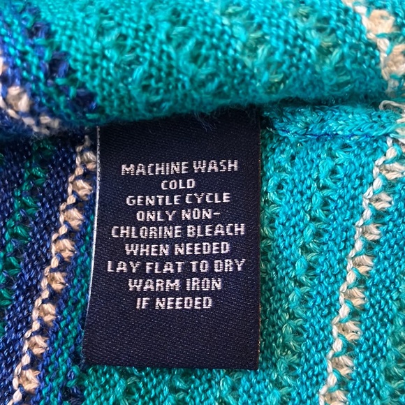 Chaps knit sleeveless top with rounded neckline in shades of teal blue & white - Picture 6 of 14